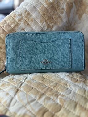 Coach Pale Green Leather Accordion Zip Around Wallet